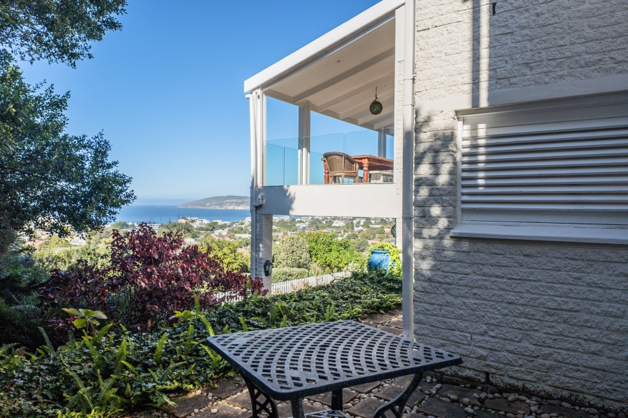 To Let 4 Bedroom Property for Rent in Lower Robberg Western Cape